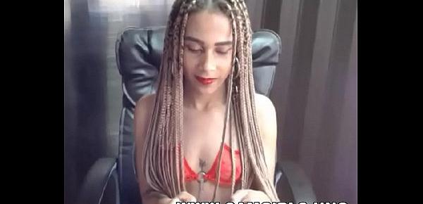  Cute afro babe teasing and chatting on cam